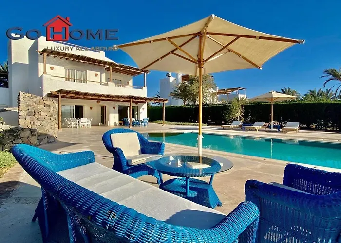 Stylish 4br V15 With A Private Heated Pool At White Hurgada