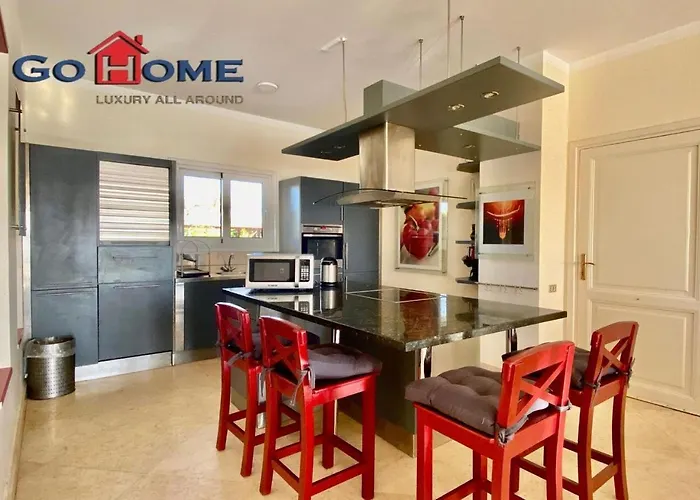 Villa Stylish 4br V15 With A Private Heated Pool At White *